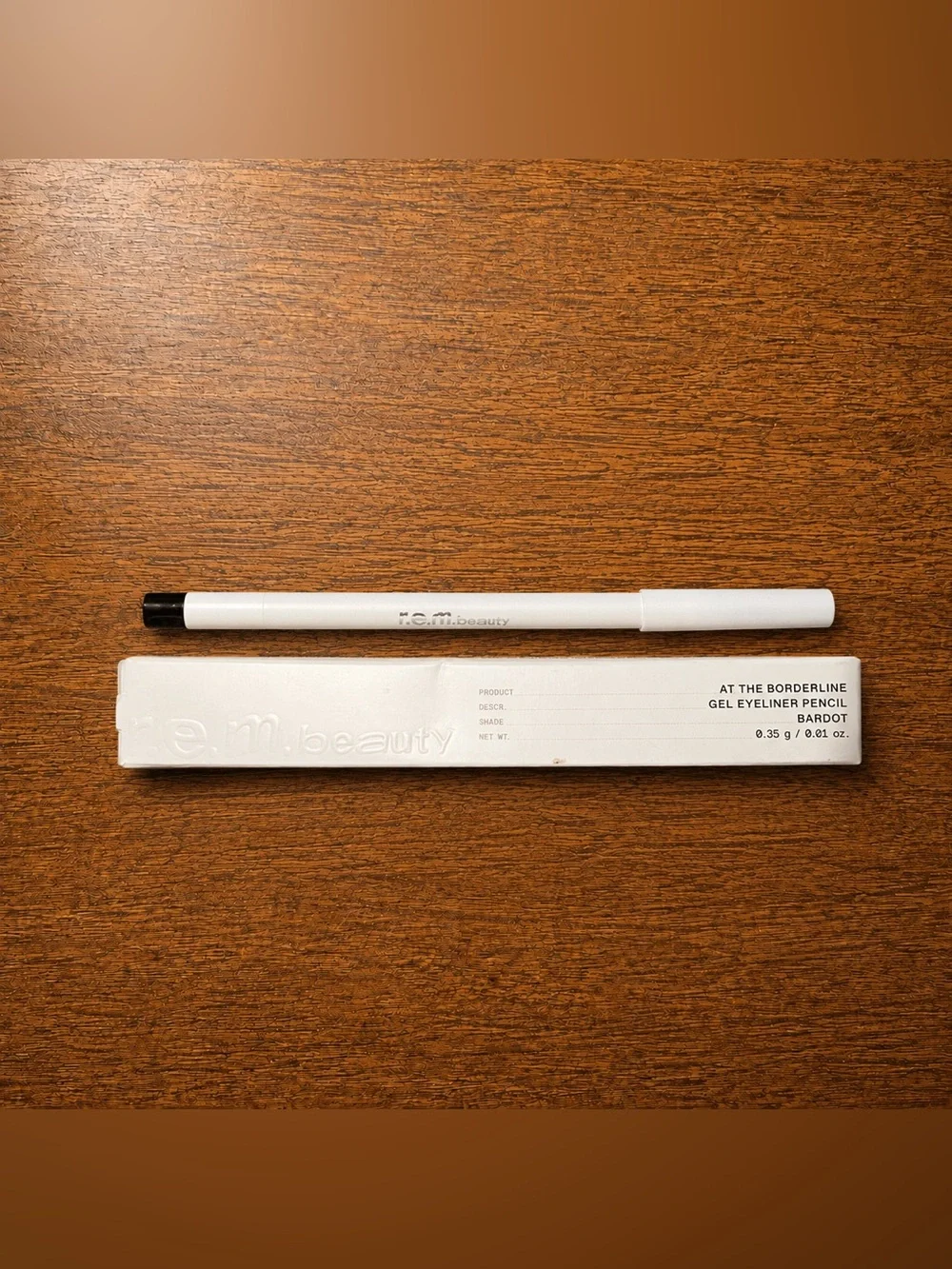 r.e.m. beauty At the Borderline Gel Eyeliner Pencil – Bardot – With Box